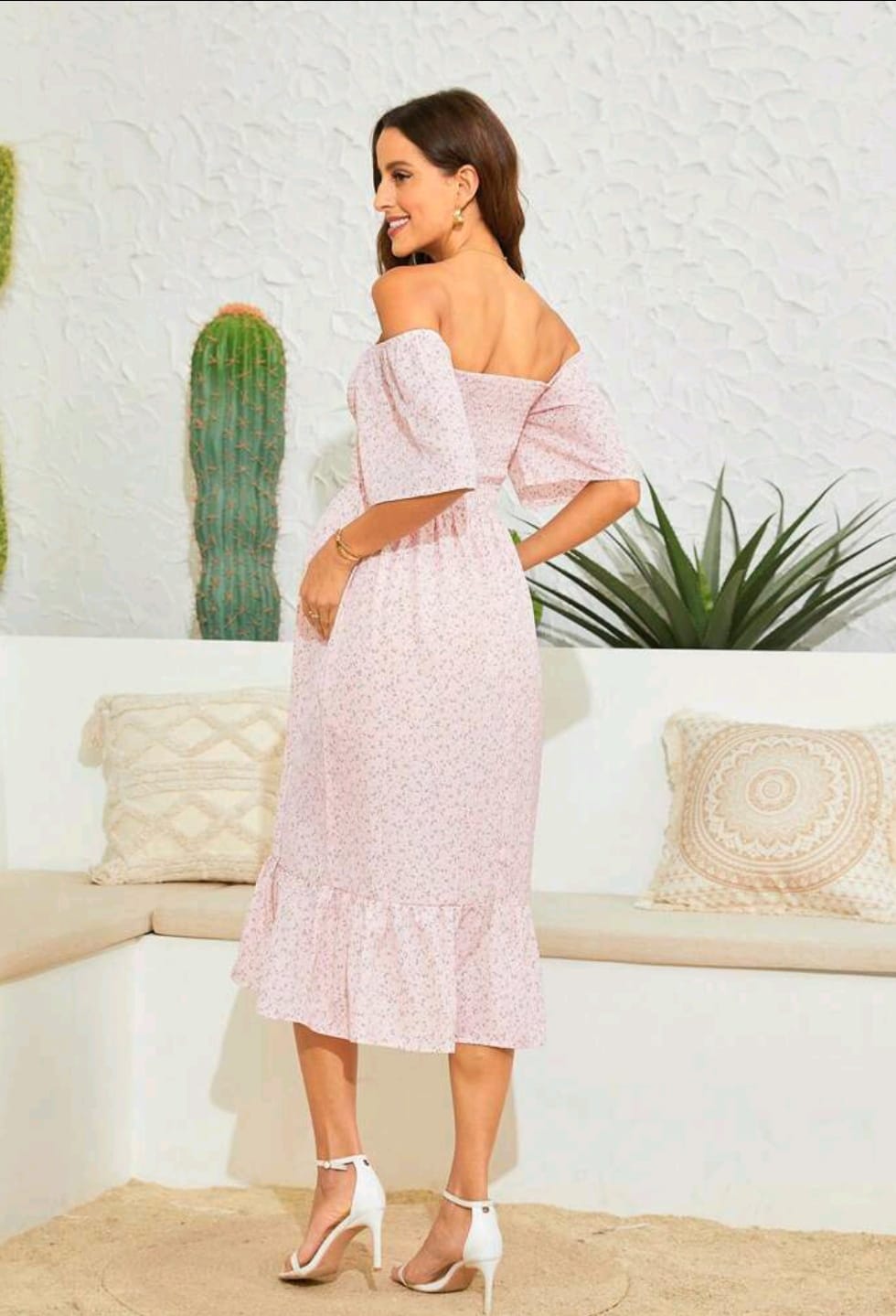 Vestido De Maternidad estampado rosa midi con hombros descubiertos perfecto para babyshowers y eventos espciales de día