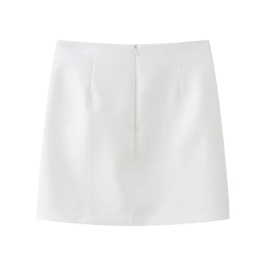 Falda blanca con rosas