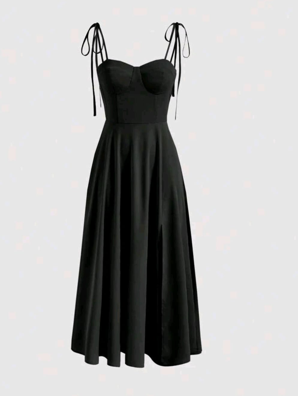 Vestido midi negro de tirantes