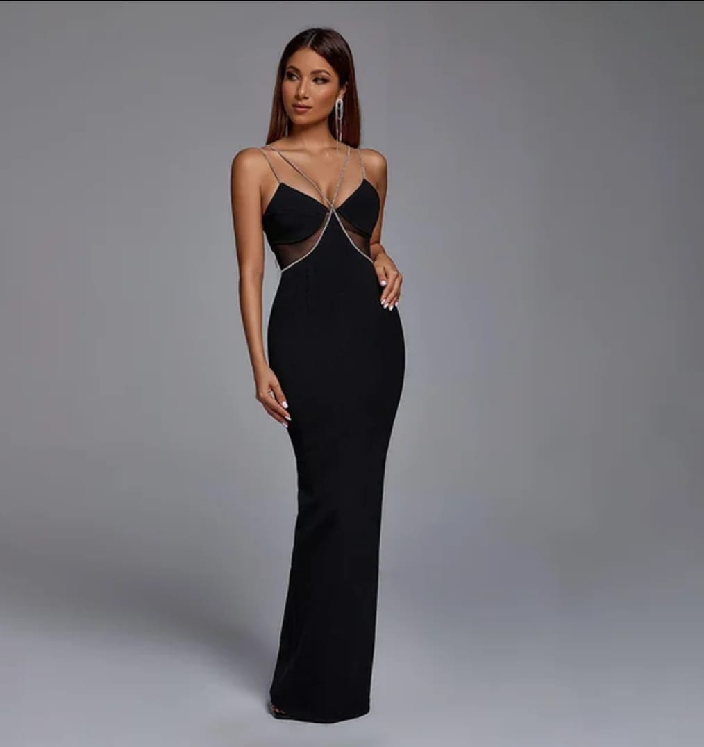 Vestido Negro pedreria Bella Barnett largo