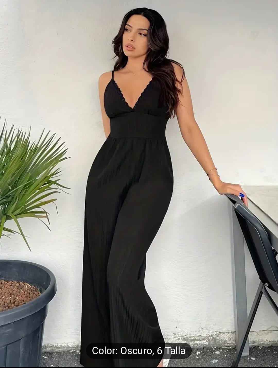 Jumpsuit negro de tirantes