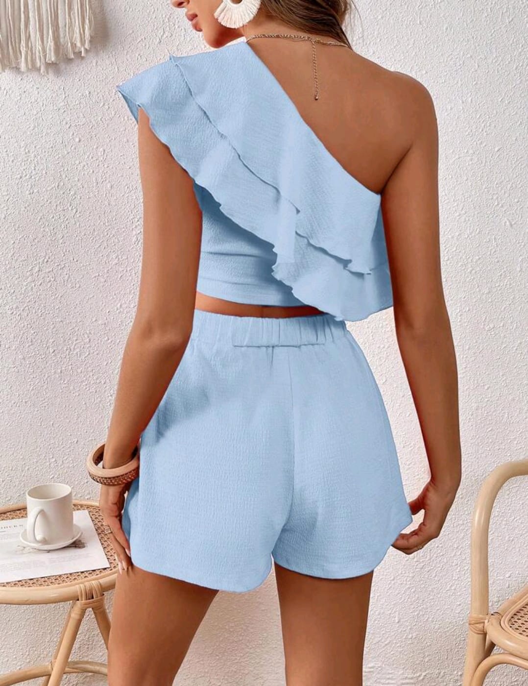 Conjunto de top y short celeste solido