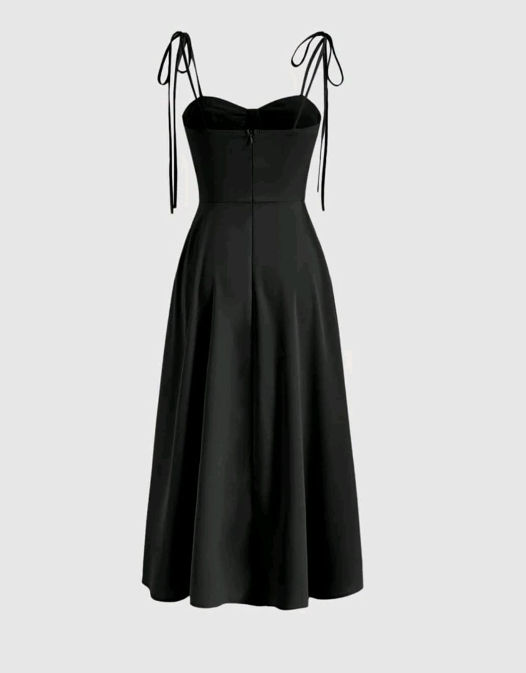 Vestido midi negro de tirantes