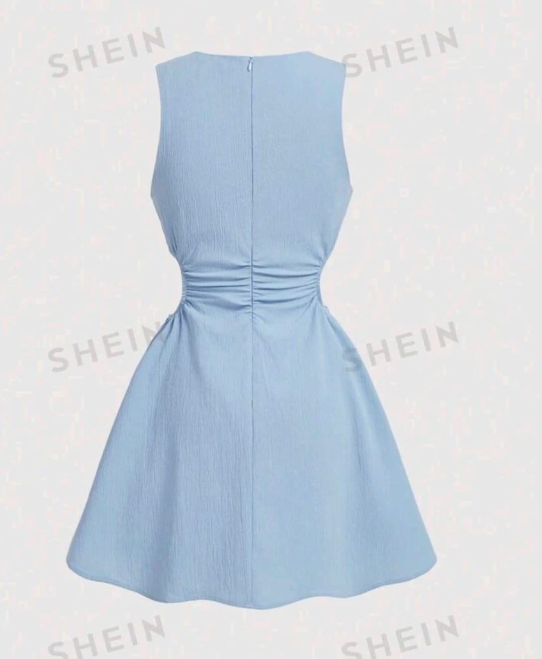 Vestido corto romántico burbuja celeste sin mangas