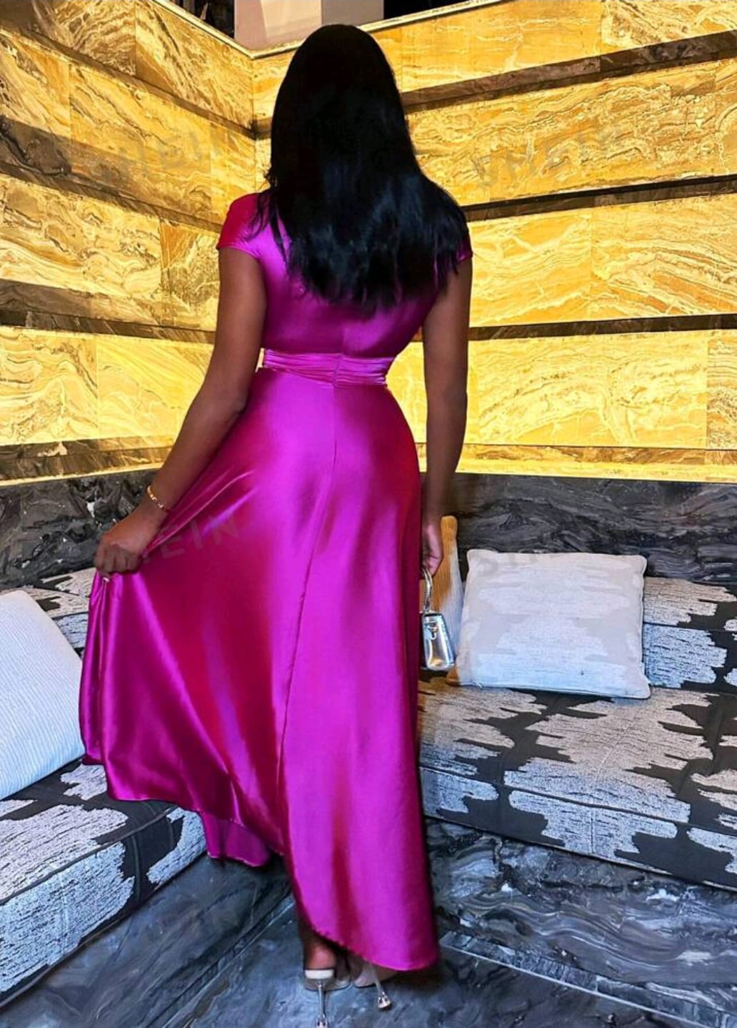 Vestido largo elegante fucsia