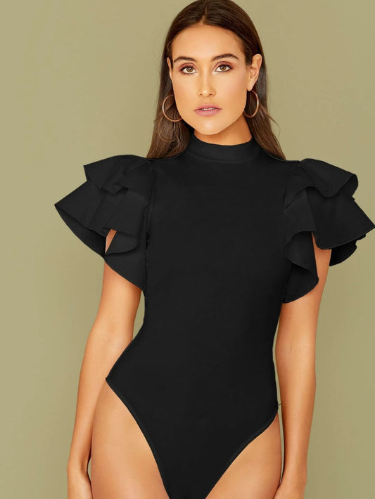Bodysuit negro de manga mariposa
