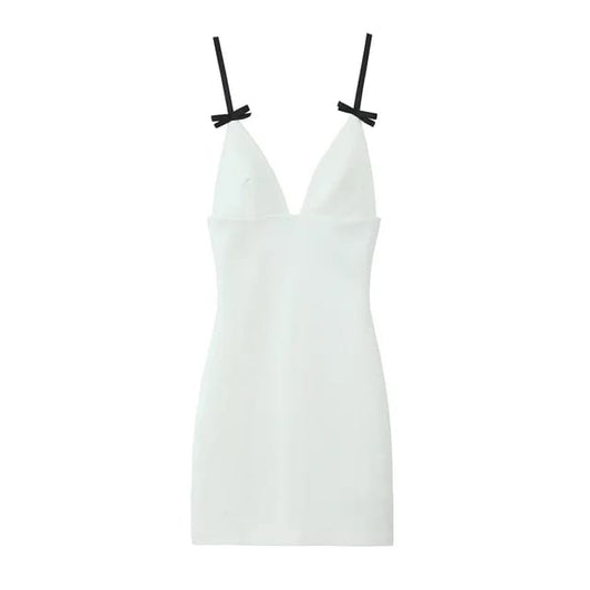 Vestido blanco con tirantes negros. Talla Pequeña