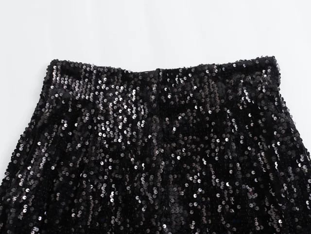 Short gamusa negro con lentejuelas