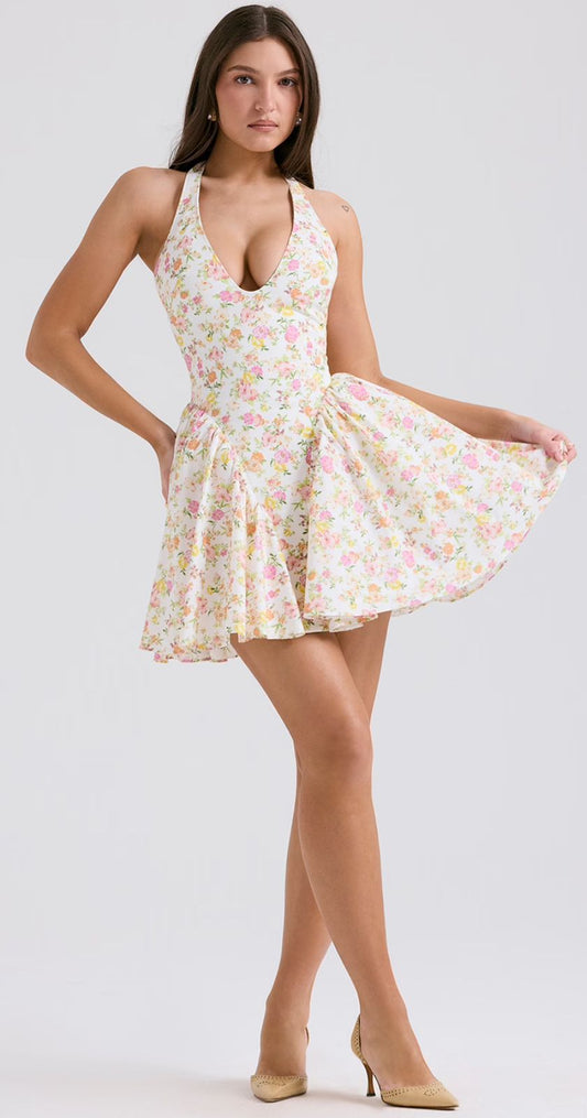 Vestido floral de amarrar en el cuello corto. Talla pequeña