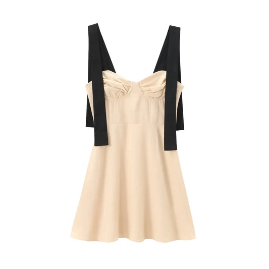 Vestido corto estilo Zara café claro con tirantes negros
