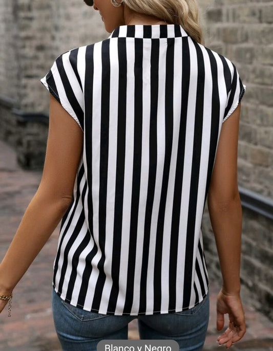 Blusa rayas blanco con negro
