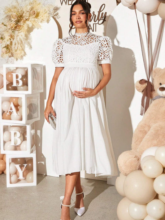 Vestido maternidad blanco midi con hombros encaje