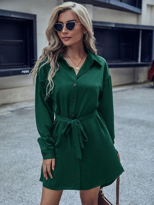 Vestido Oversize verde, manga larga, corto con cinturon