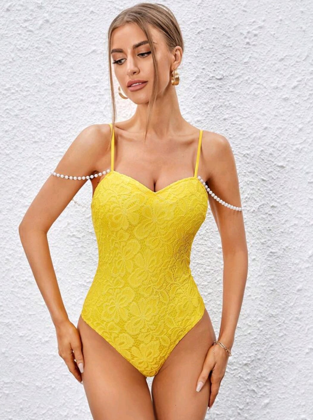 Bodysuits amarillo de tirantes