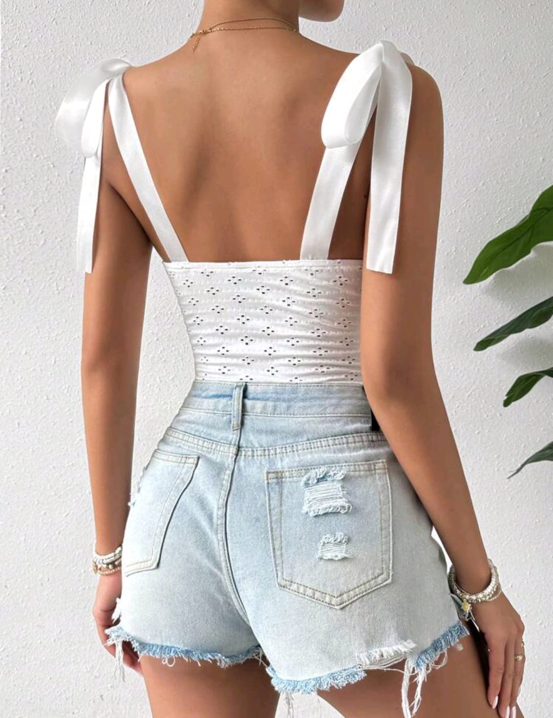 Bodysuit blanco tirantes de amarrar