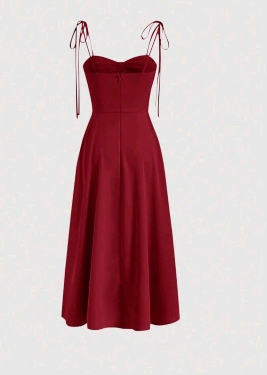 Vestido midi  de tirantes rojo
