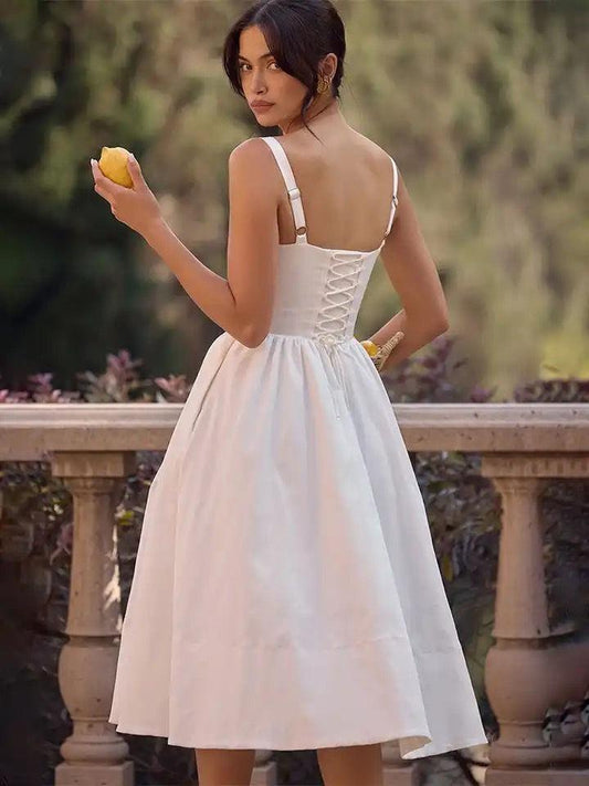 Vestido detalles corset falda tipo campana blanco