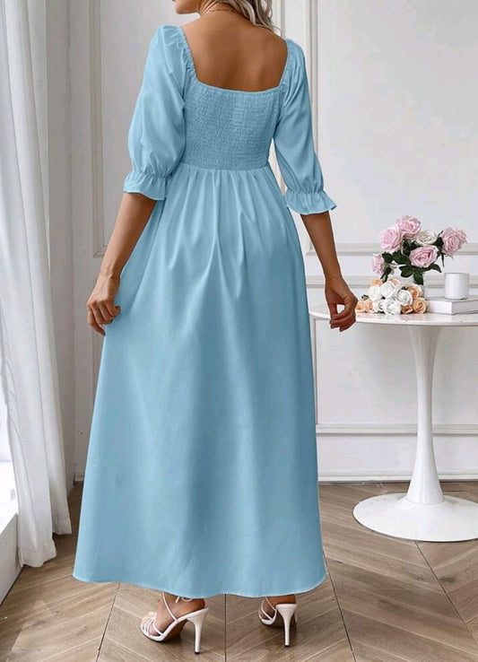 Vestido midi suelto maternidad celeste