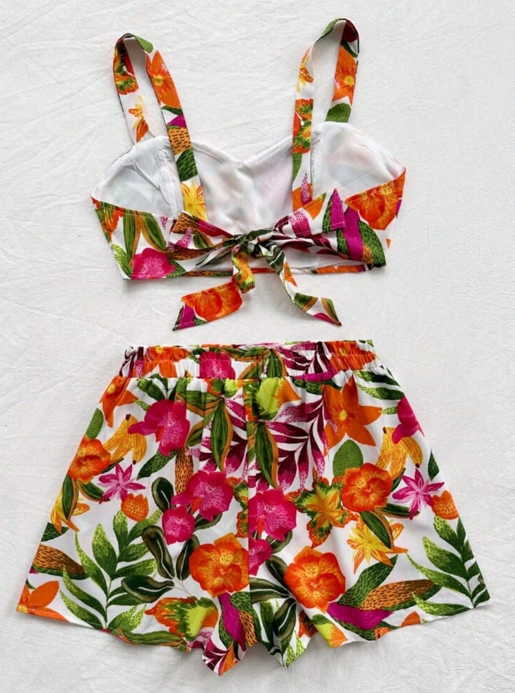 Conjunto de top con short estampado flores