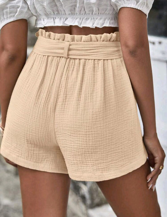 Short Crema con lazo