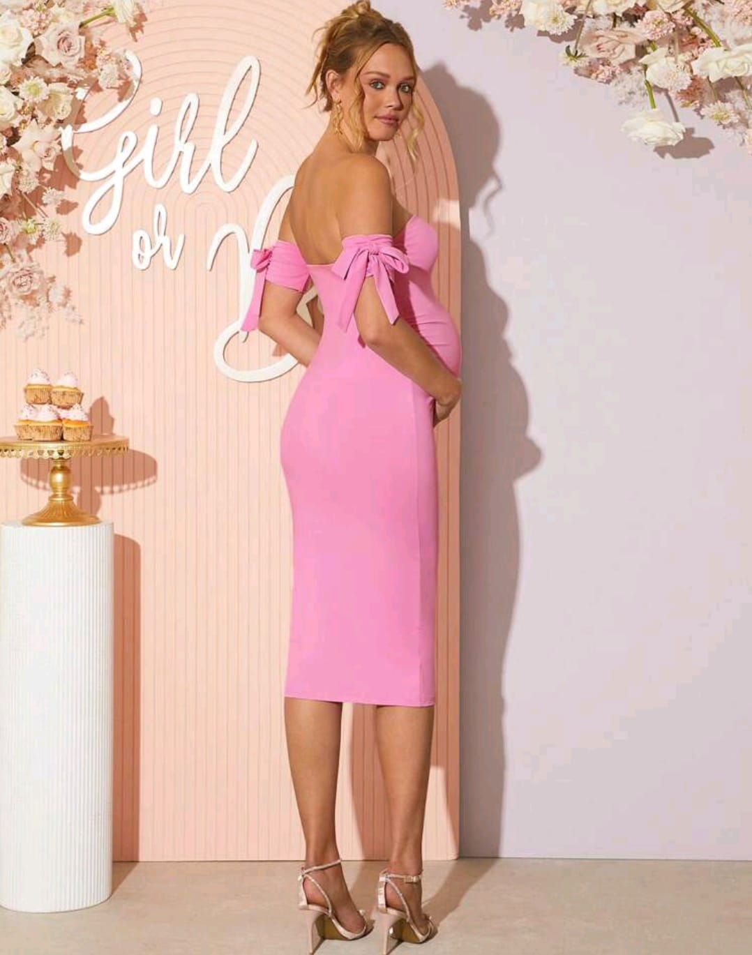 Vestido maternidad rosa sin hombros midi