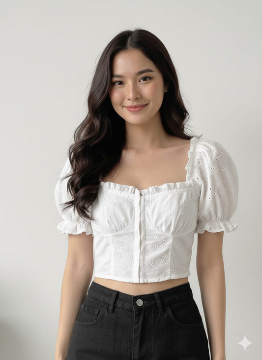 Top blanco estilo vintage con mangas