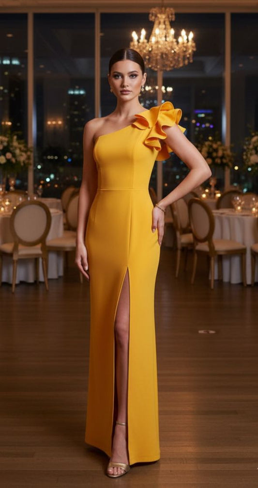 Vestido de noche amarillo de un hombro con adorno